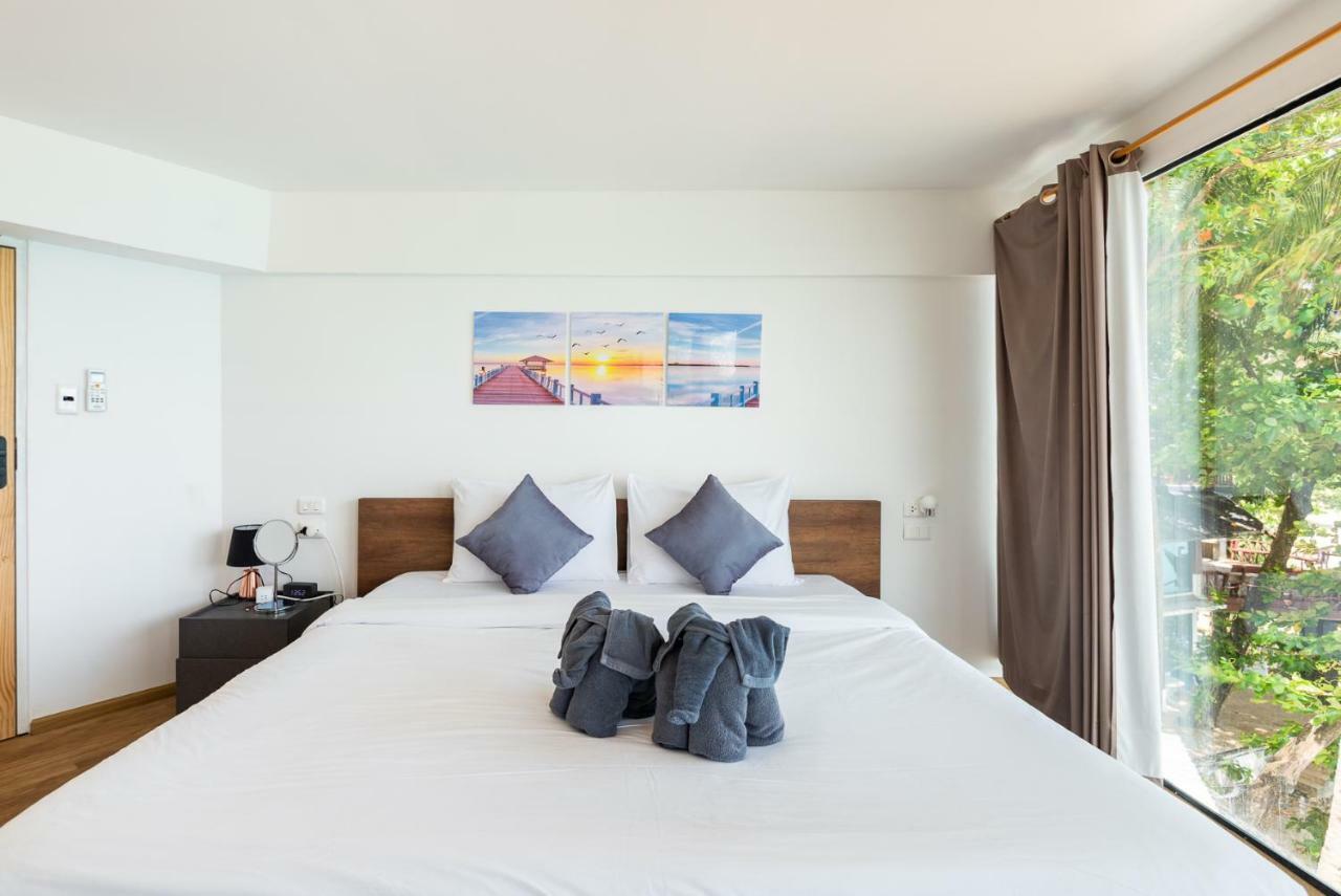 Patong Sunset Villa Phuket Exterior photo